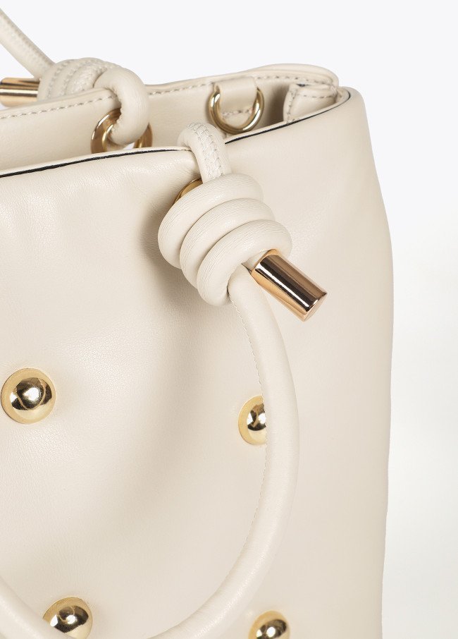 bolso-acolchado-efecto-piel-con-tachas-redondas-xl (9)