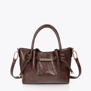 BOLSO BANDOLERA CON DETALLE TUBO METALICO Y LOGO TROQUELADO CHOCOLATE LOLA CASADEMUNT LF2604045